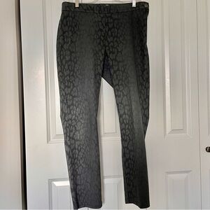 Chico’s Platinum Denim Print Ankle Pants